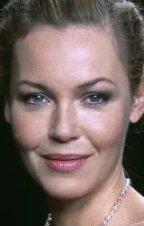 Конни Нильсен